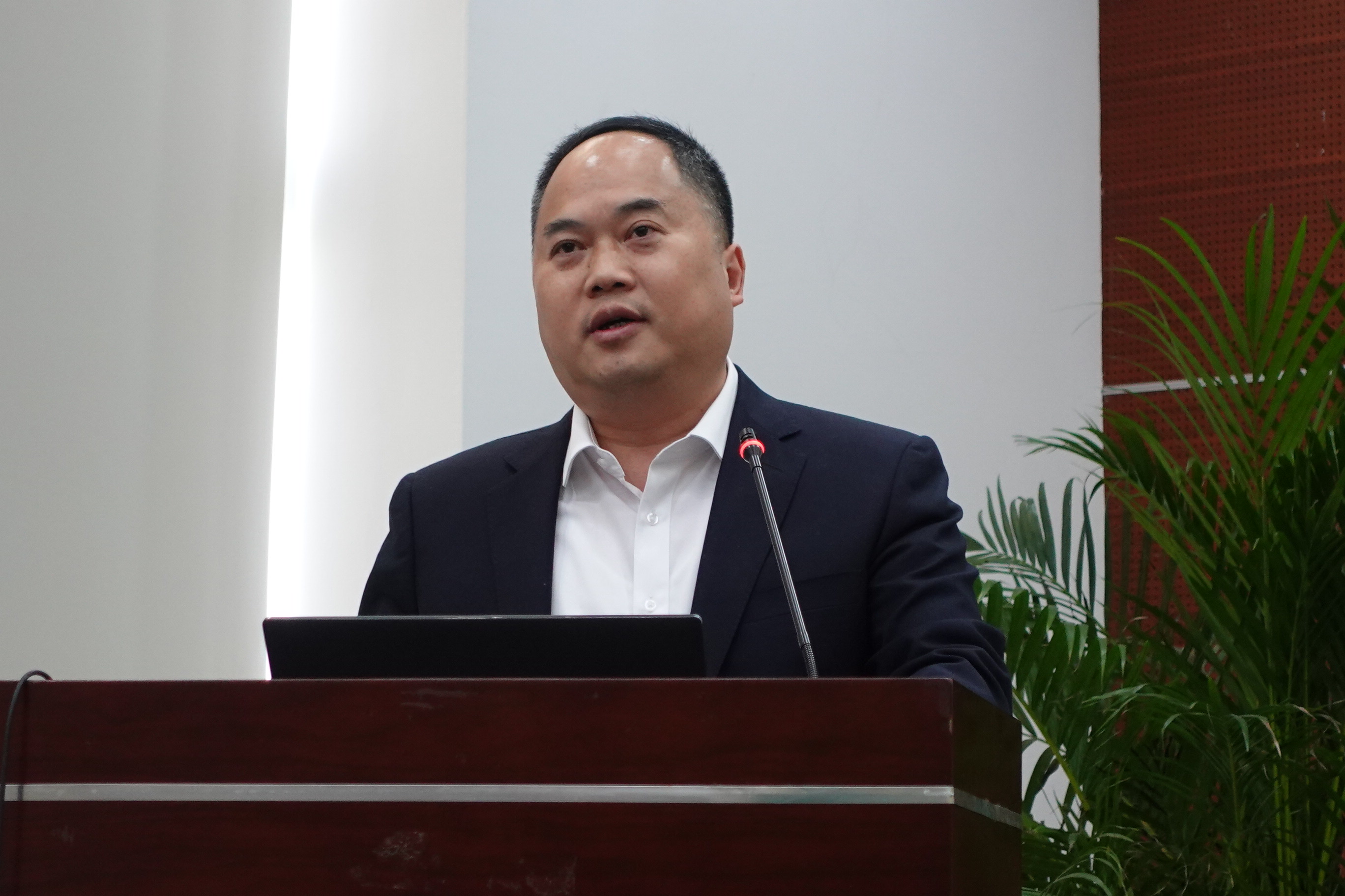 西交大高端裝備研究院蒞臨亨通參觀交流——智改數轉,同享共筑(圖3) 西交大高端裝備研究院蒞臨亨通參觀交流——智改數轉,同享共筑(圖3)